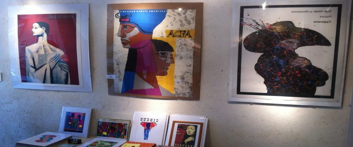 Foto 1 Posters International